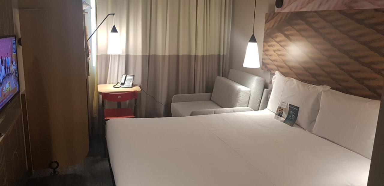 Ibis 카를로스 바르보사 외부 사진