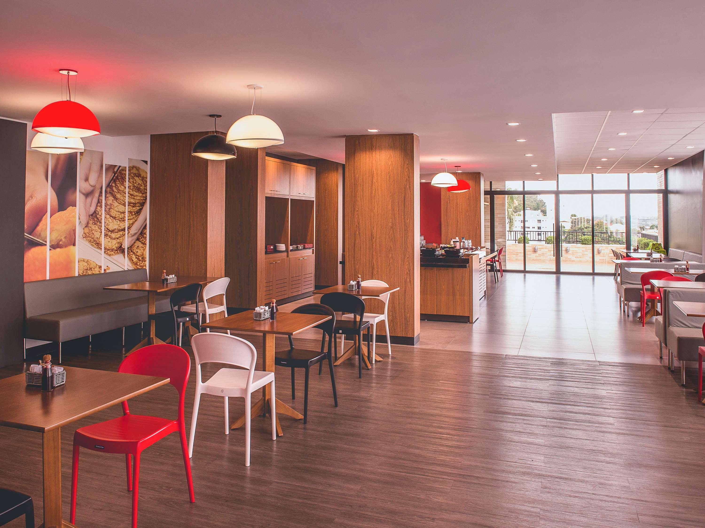 Ibis 카를로스 바르보사 외부 사진