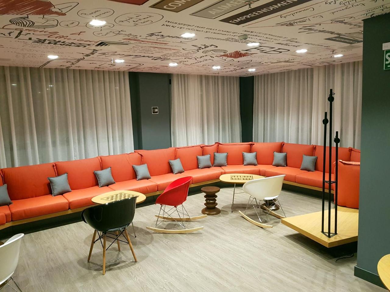 Ibis 카를로스 바르보사 외부 사진